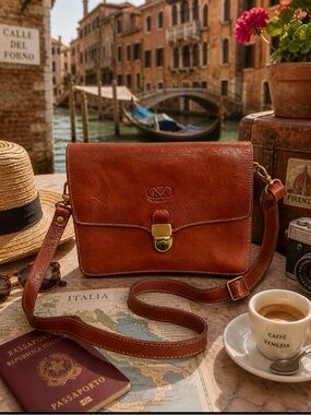 Classic Tan Leather Crossbody / clutch Bag with Brass Clasp made in Italy